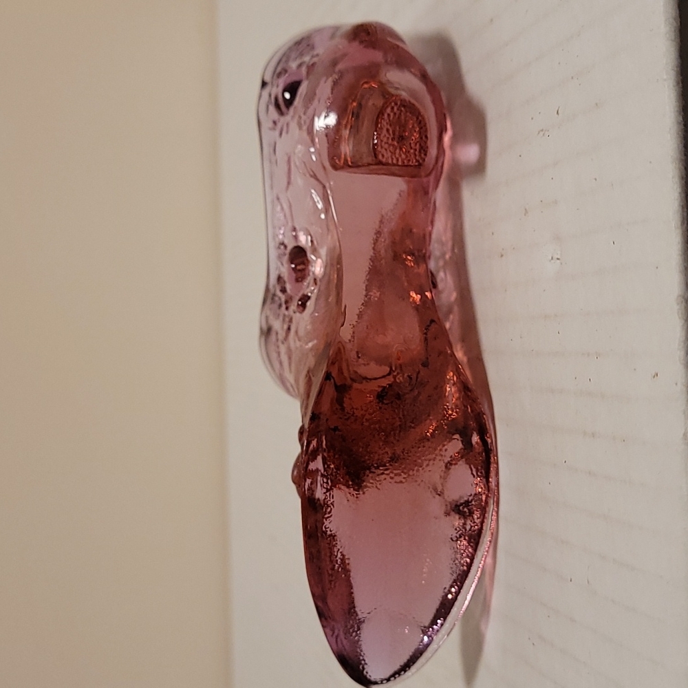 Vintage Fenton Pink Glass Shoe with Embossed Rose Design - Picture 10 of 16